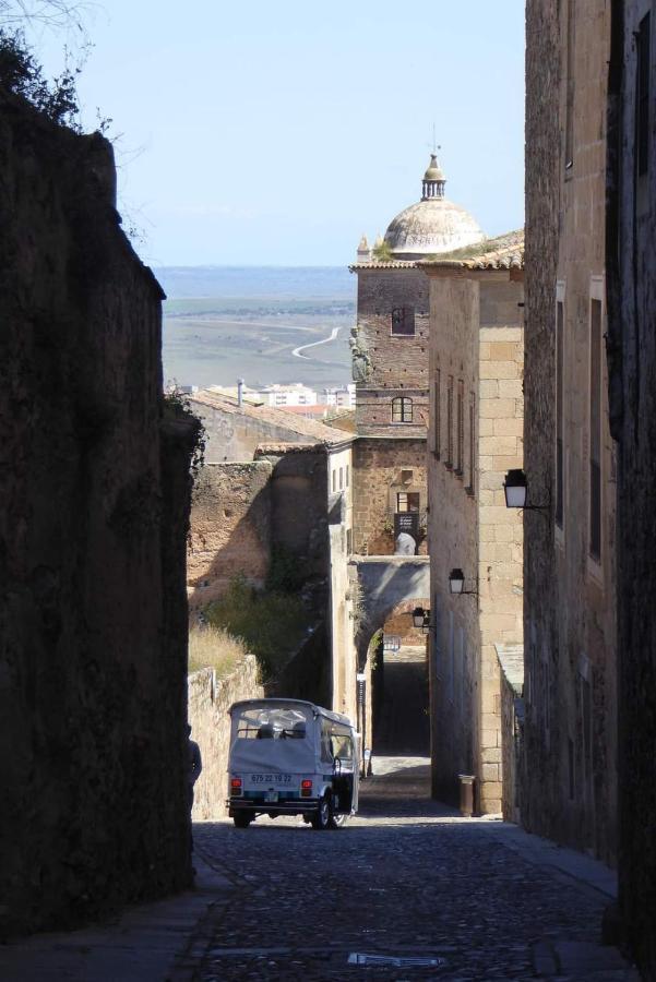 Rcbcaleros Apartment Caceres Luaran gambar